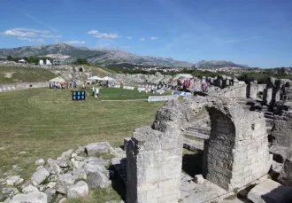 salona bacacki kup